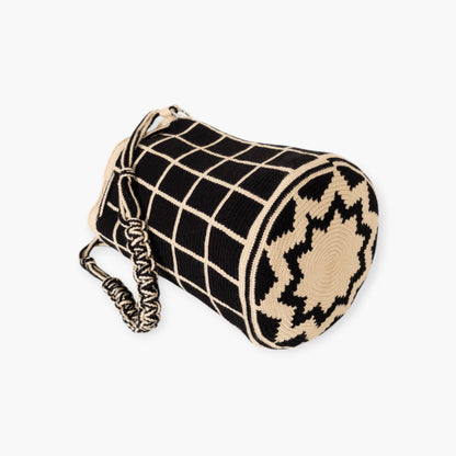 Check round shoulder bag | Black