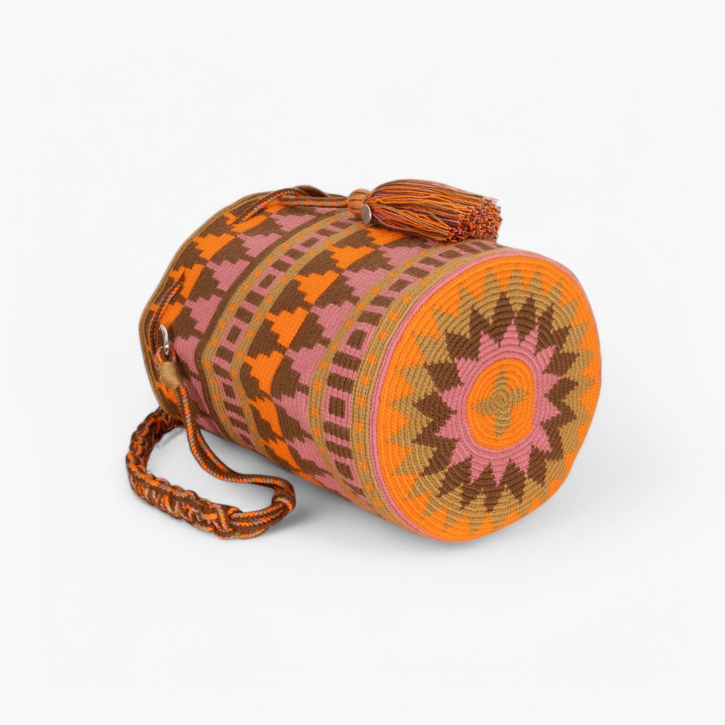 Geometric round shoulder bag | Basil