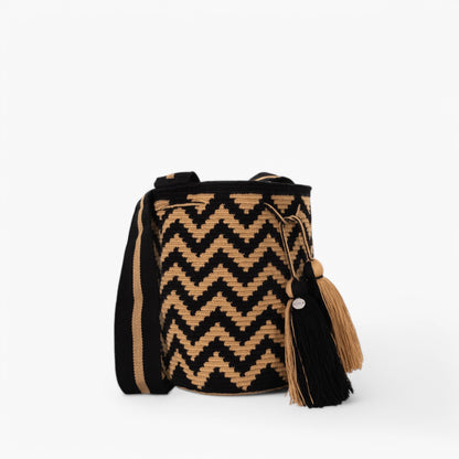 Zigzag crossbody bag L | Black